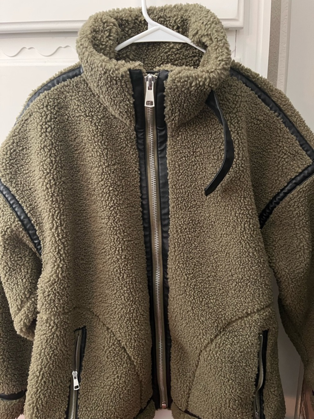 Abercrombie Contrast Trim Sherpa Aviator Jacket